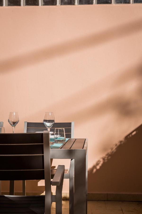 Apartment Lilly, Apartment With Communal Pool, 10 Meters From Sea Sami  Exterior foto
